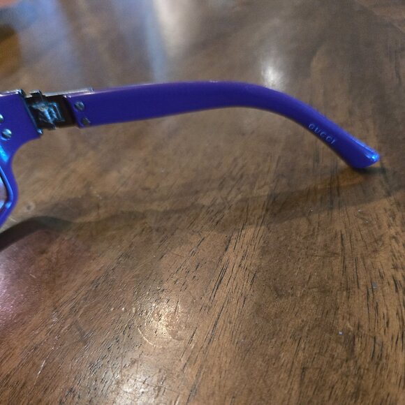 Gucci Sunglasses - Picture 4 of 7